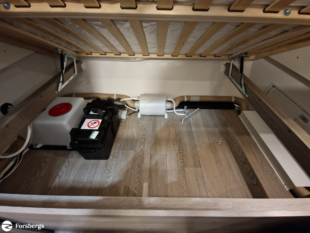 Hobby 390 SF On Tour // 1200 kg totalvikt, bild 12 av 21