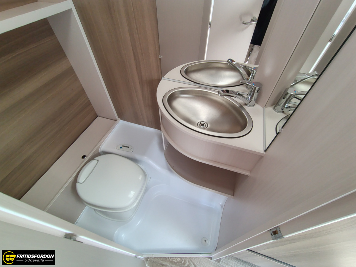 Dethleffs cjoy 480 FSH, bild 9 av 9