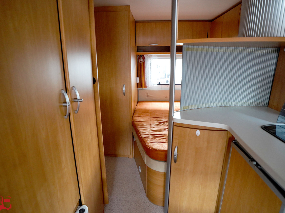 Knaus EIFELLAND H 495 Renoveringsobjekt, bild 13 av 28