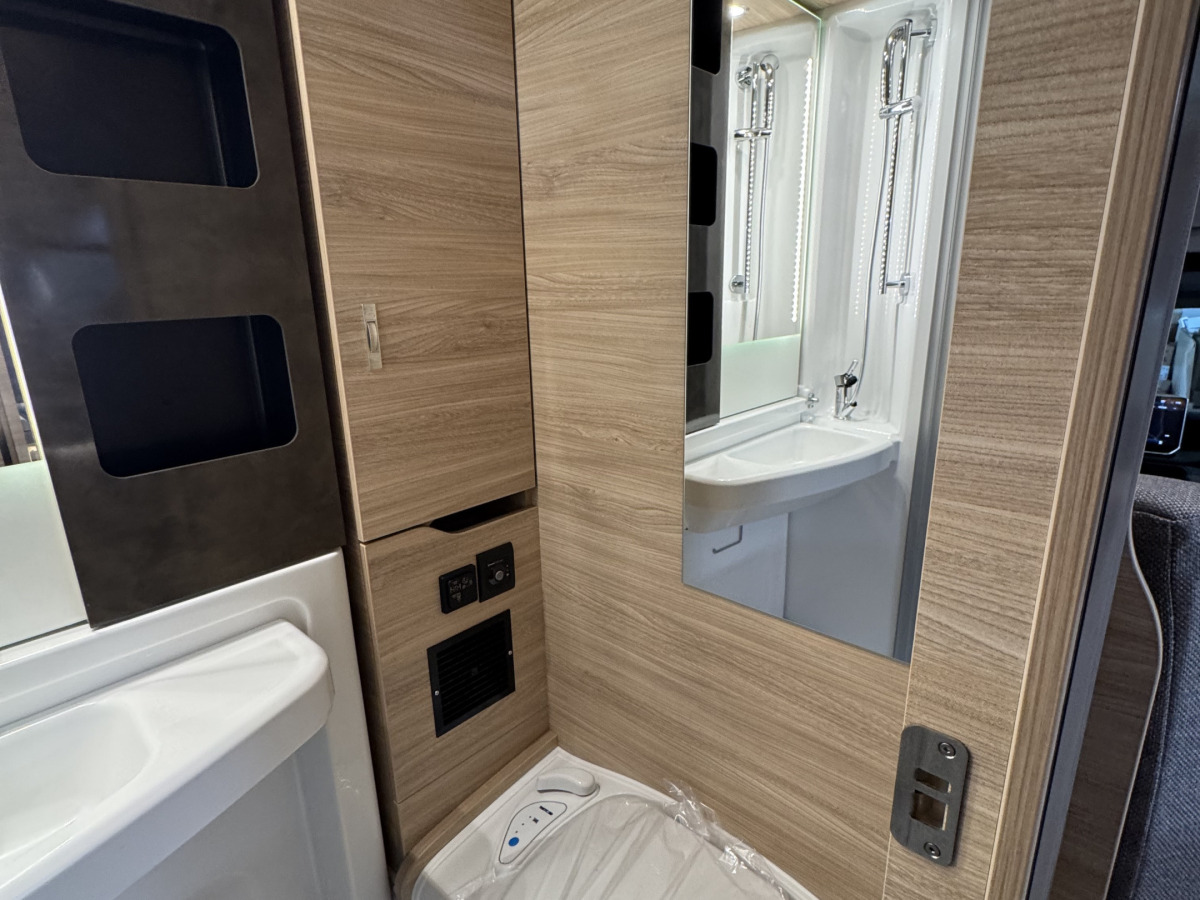 Knaus 650 MEG VAN TI PLUS PLATINUM SELECTION, bild 16 av 20