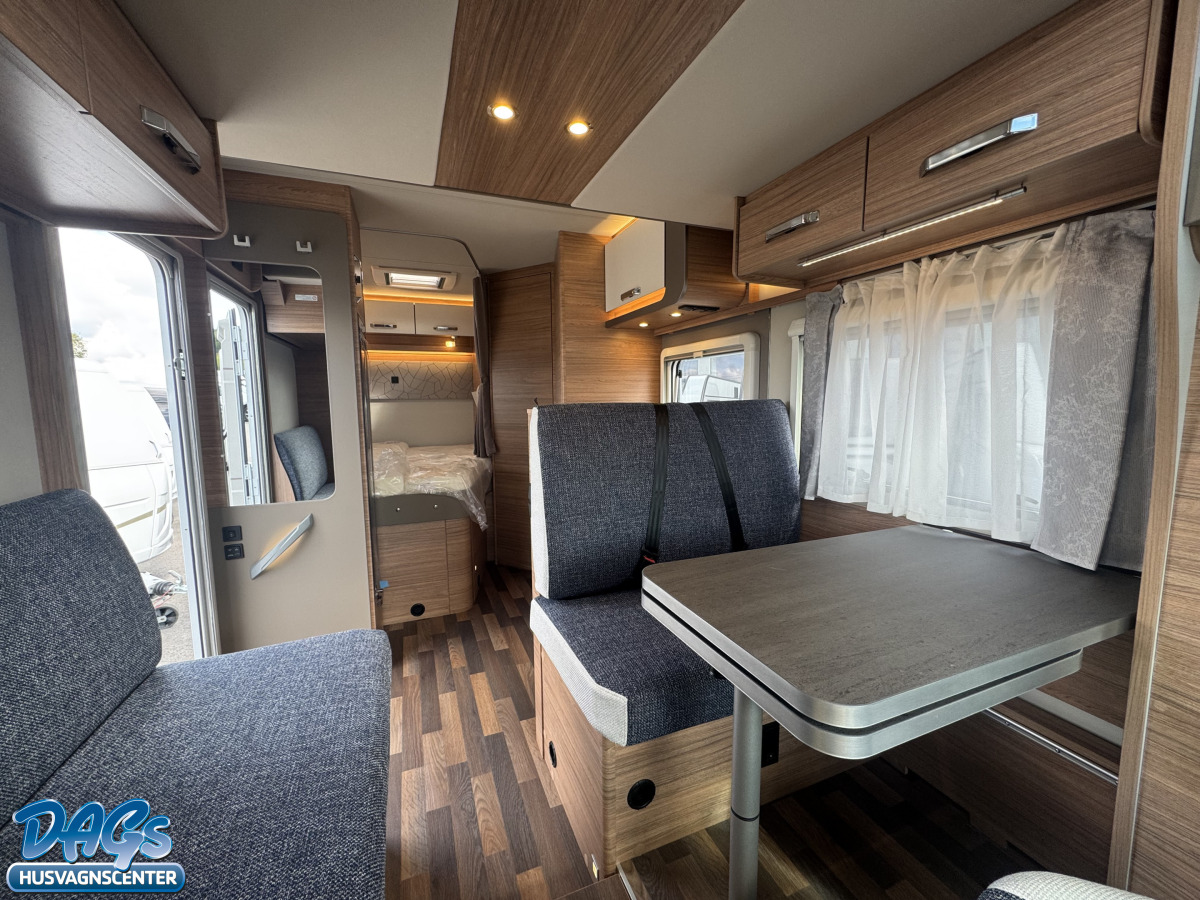 Weinsberg CaraSuite 650 MF DEMOUTFÖRSÄLJNING, bild 8 av 16
