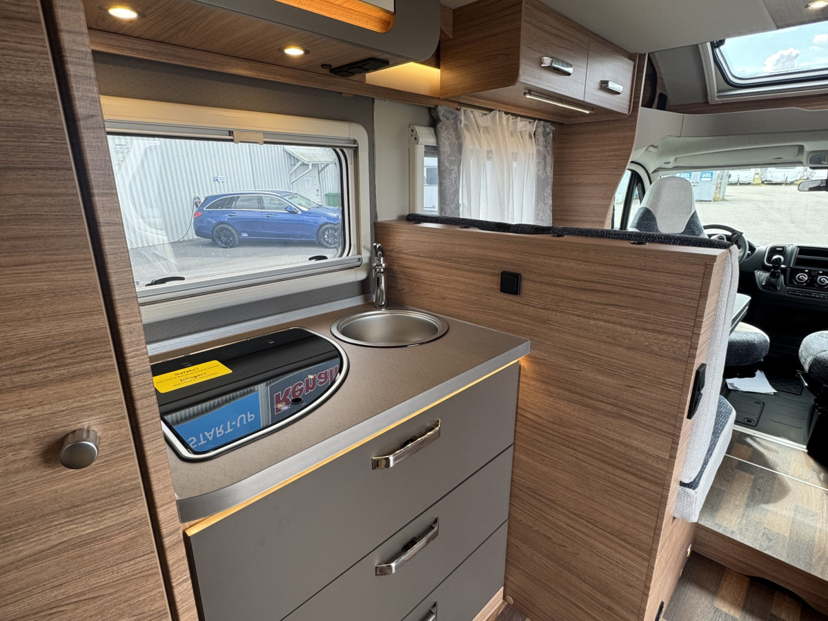Weinsberg CaraSuite 650 MF DEMOUTFÖRSÄLJNING, bild 10 av 16
