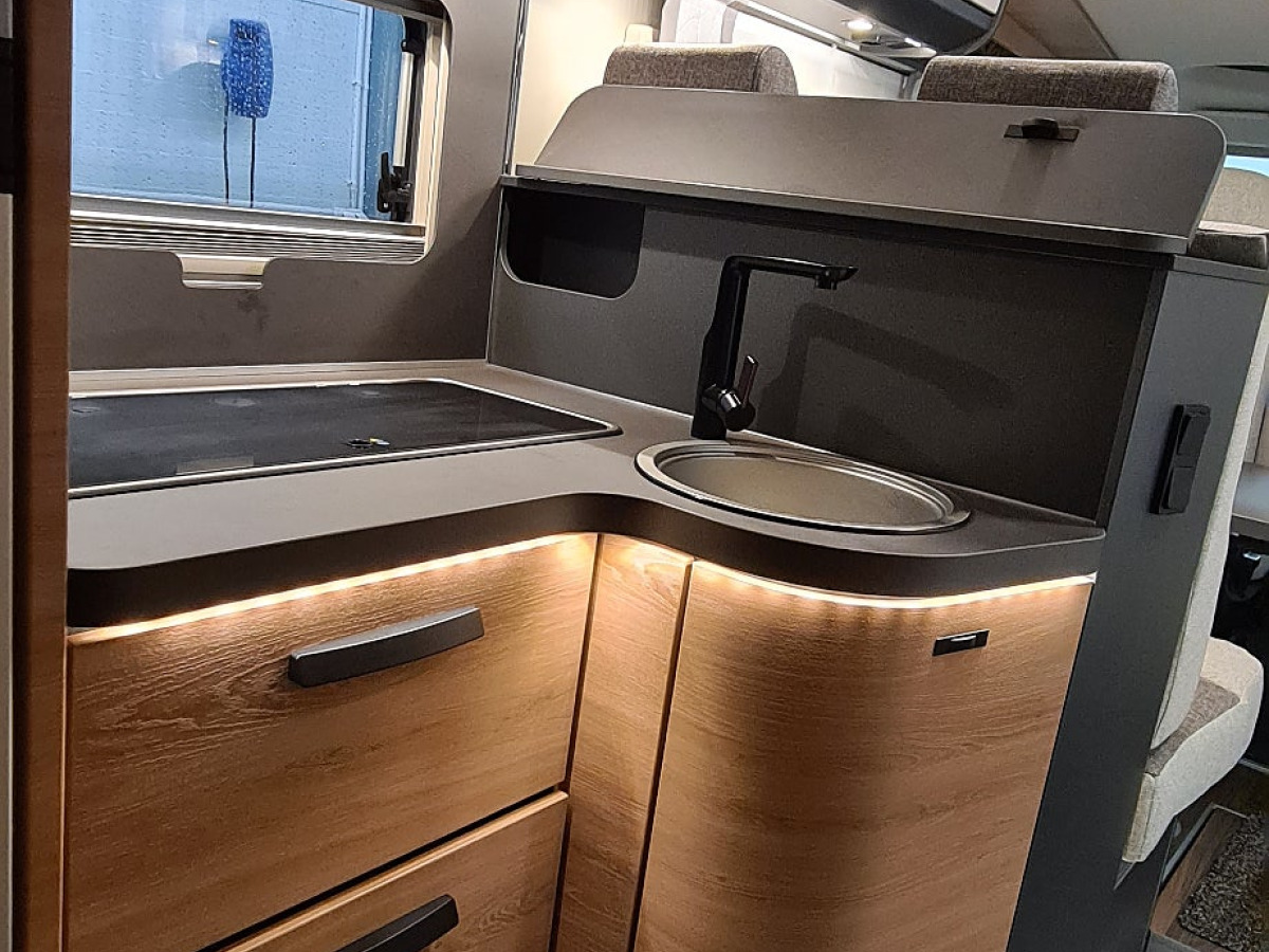 Knaus Knaus Live I 700 MEG Nordic Paket, bild 14 av 18