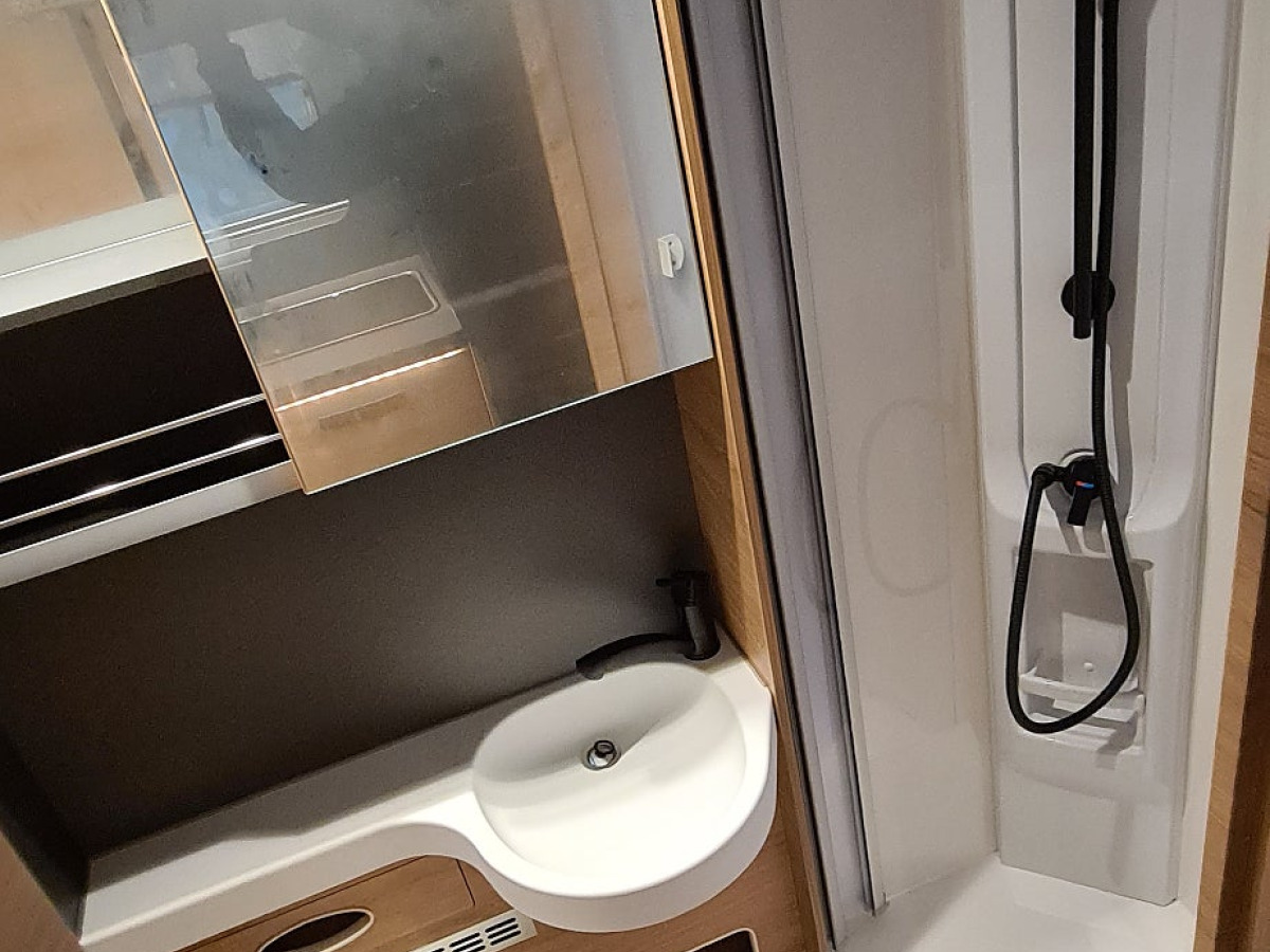 Knaus Knaus Live I 700 MEG Nordic Paket, bild 18 av 18
