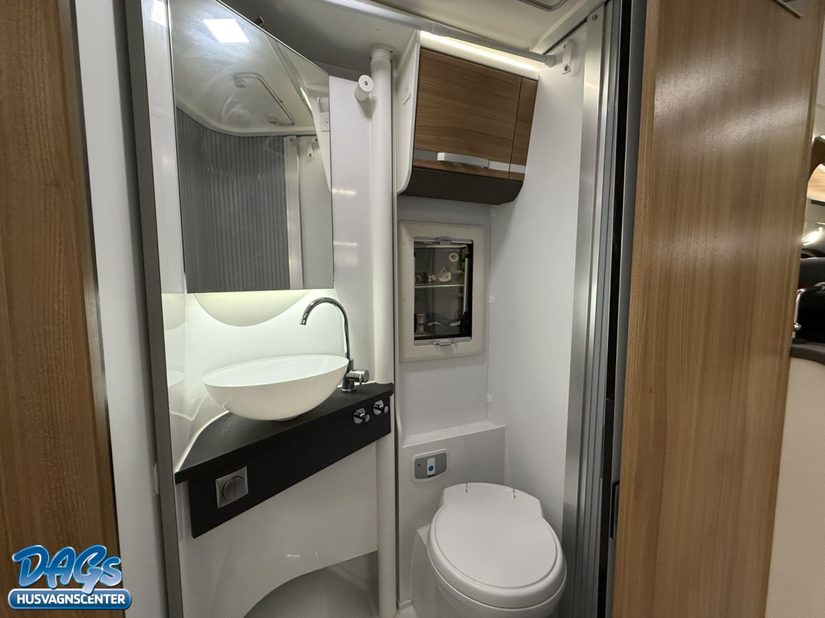 Adria Matrix 600 SL AXESS, bild 14 av 18