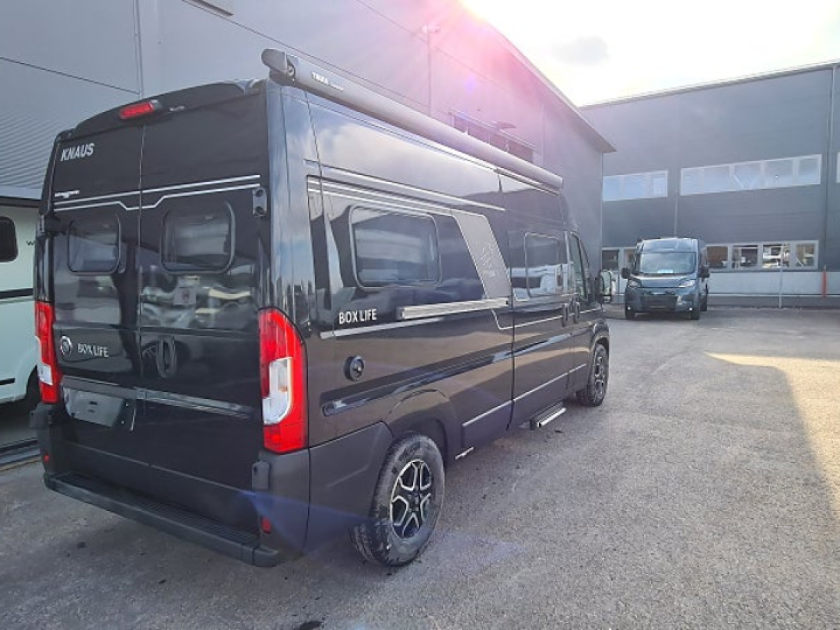 Knaus 600 ME BoxLife Platinum Automatlåda Lyftsäng, bild 2 av 13