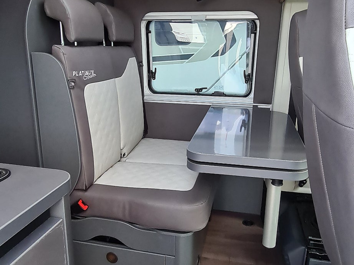 Knaus 600 ME BoxLife Platinum Automatlåda Lyftsäng, bild 13 av 13