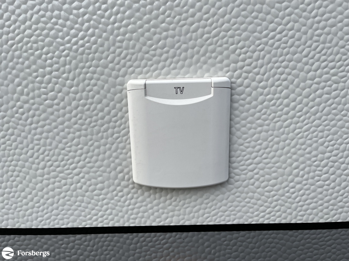 Hobby 650 UMFE PRESTIGE // Så bekväm, rymlig välutrustad, bild 6 av 18