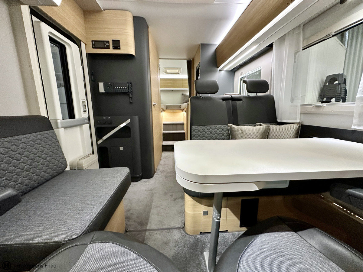 Adria CORAL XL 660 SL, bild 2 av 16