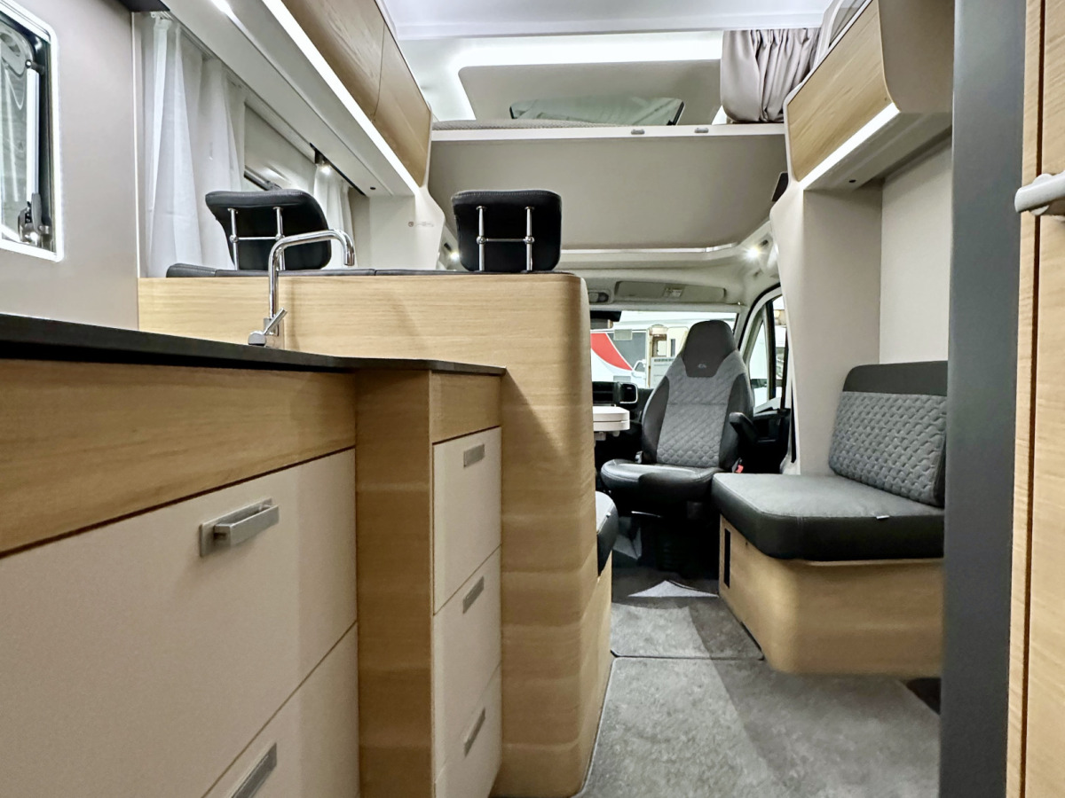 Adria CORAL XL 660 SL, bild 13 av 16