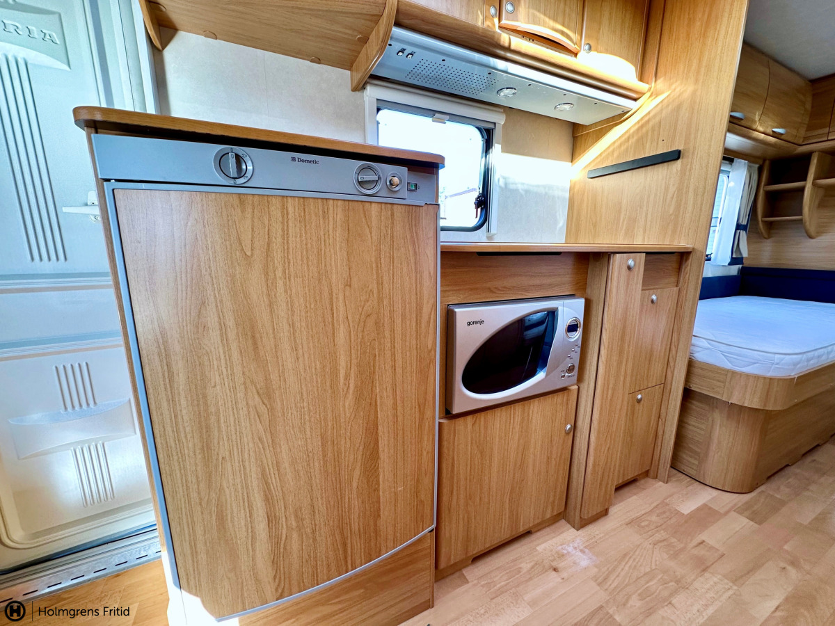 Adria CLASSICA 563 UL, bild 7 av 10