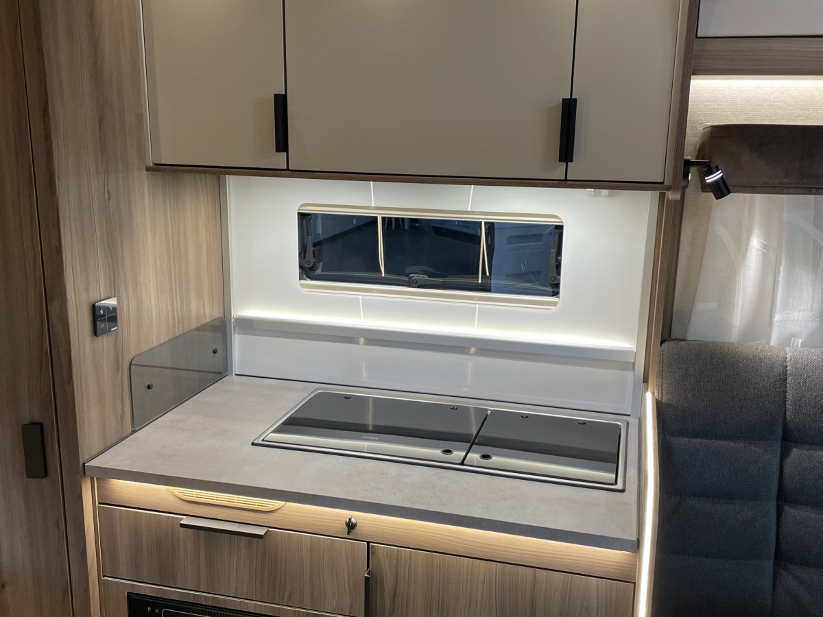 KABE TRAVEL MASTER NOVUM N720 LXL, bild 8 av 15