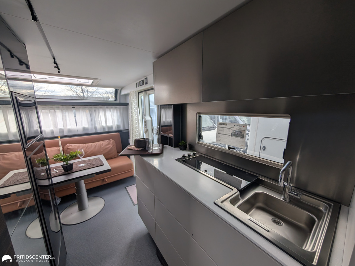 Adria Astella 644 DP *Hotellkänsla på hjul / ALDE / Panoramafönster, bild 3 av 46