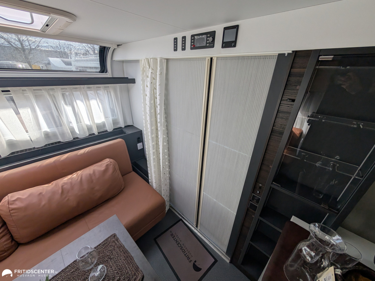 Adria Astella 644 DP *Hotellkänsla på hjul / ALDE / Panoramafönster, bild 25 av 46