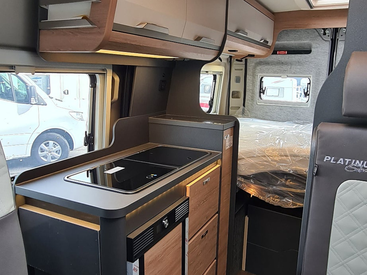 Knaus 540 MQ BoxLife Platinum Automat lyftsäng adaptiv farthållare, bild 7 av 14