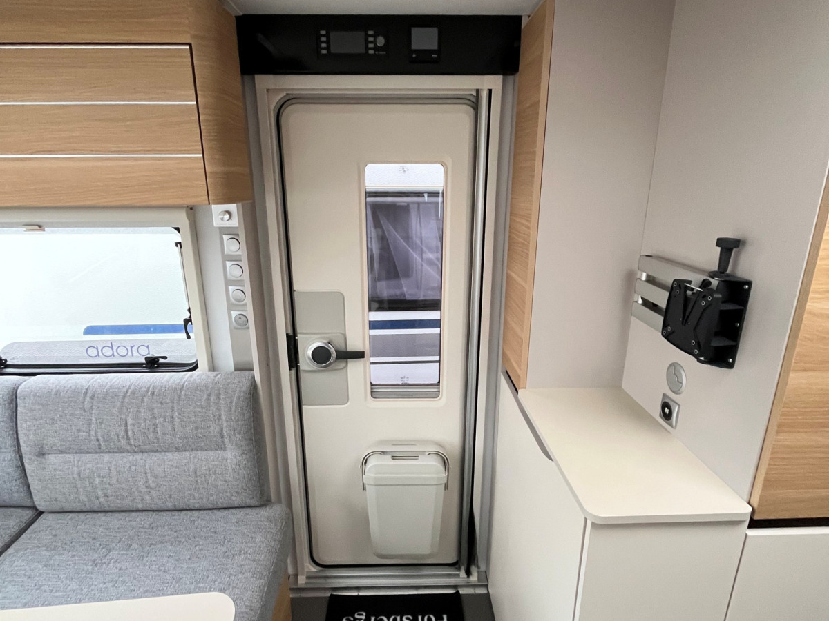 Adria ADORA 613 UT - 3.95 ränta utökad garanti, bild 9 av 18