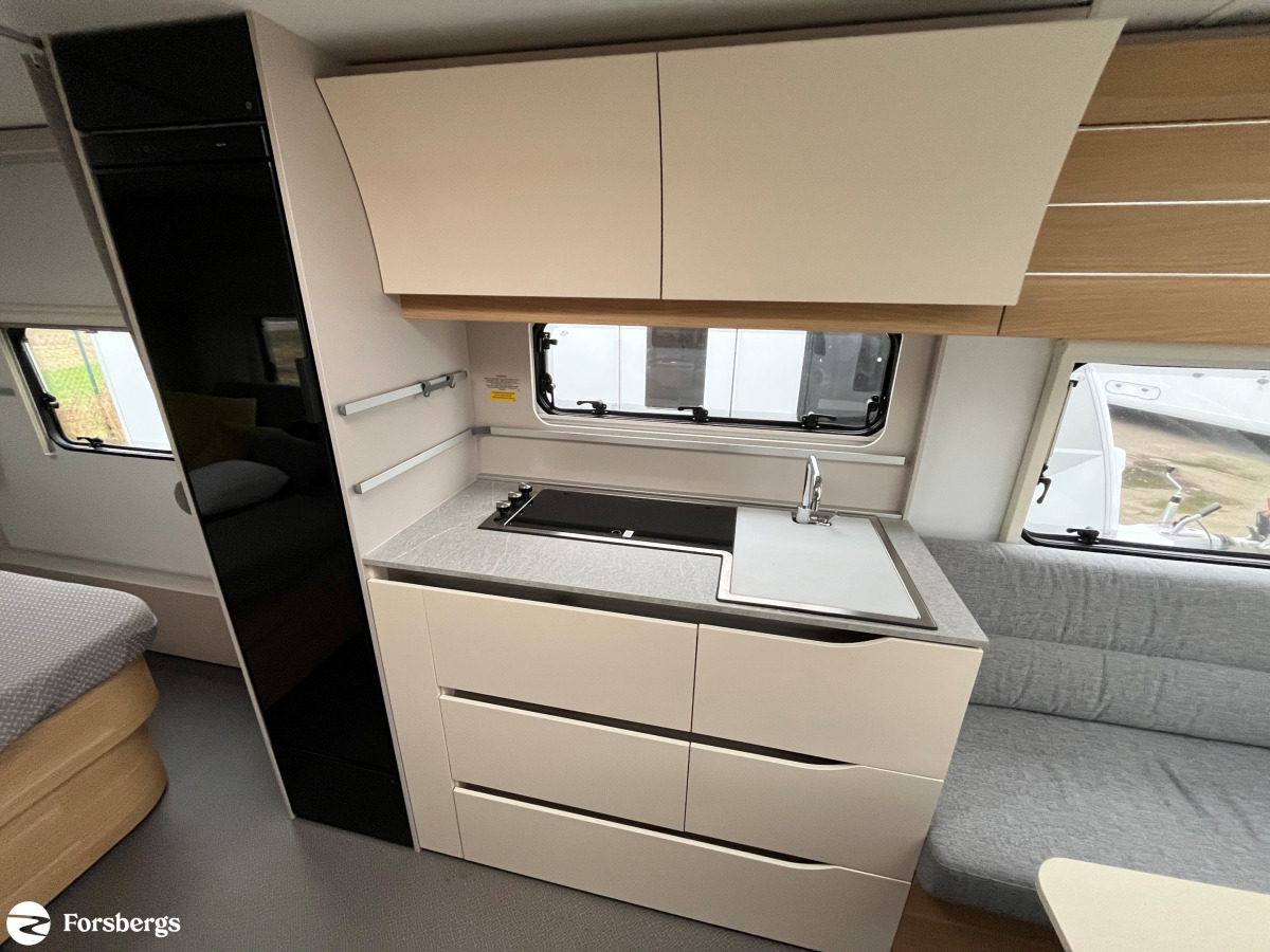 Adria ADORA 613 UT - 3.95 ränta utökad garanti, bild 10 av 18