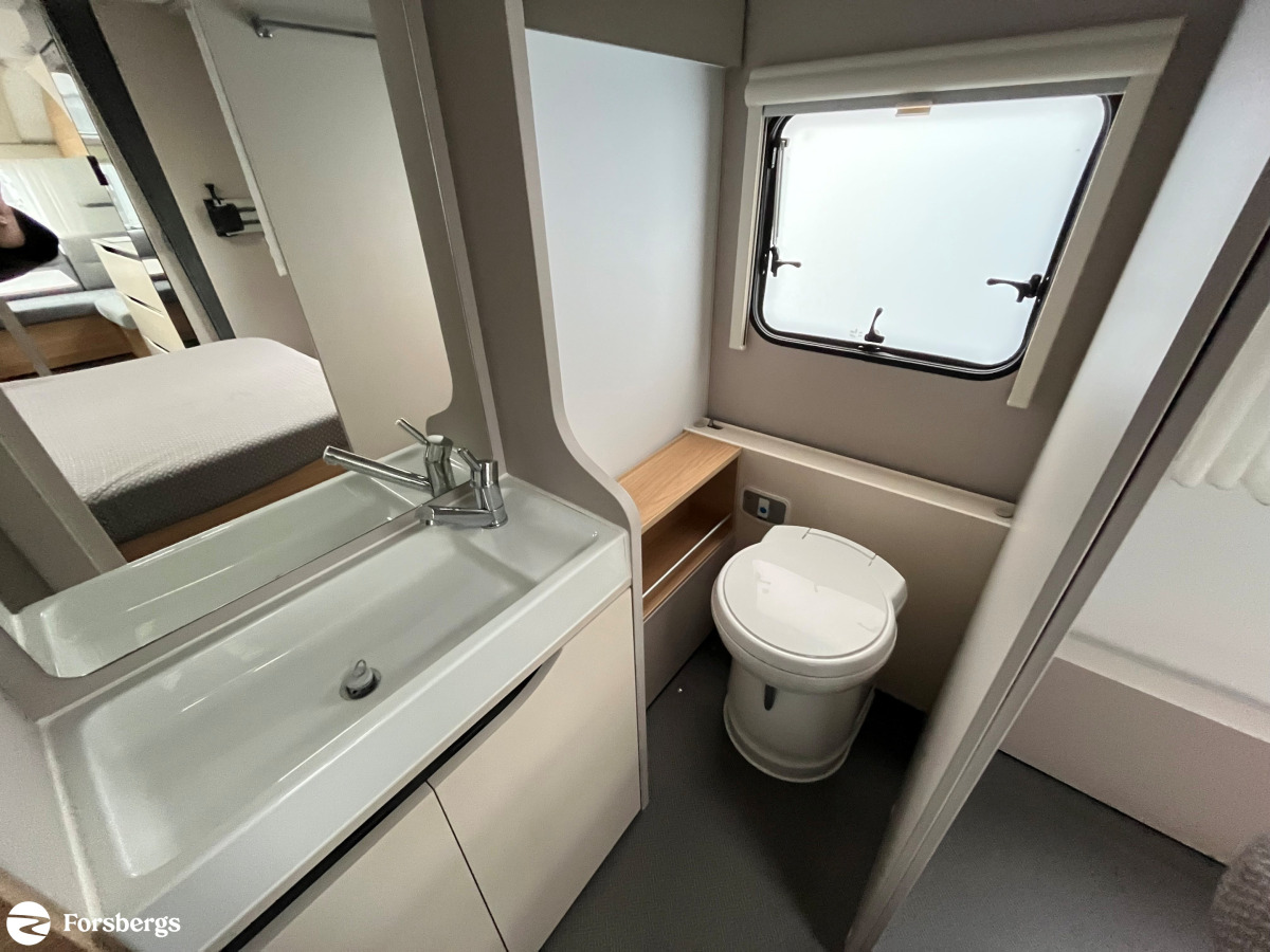 Adria ADORA 613 UT - 3.95 ränta utökad garanti, bild 15 av 18