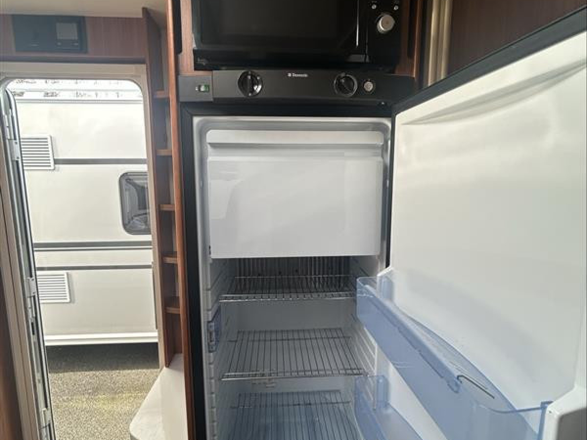 Adria ALPINA 763UK / Barnkammare / AC bodel /, bild 9 av 19