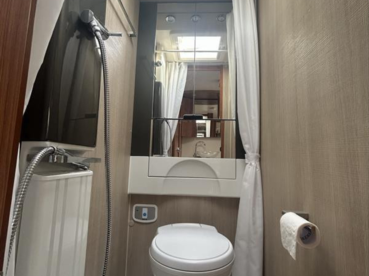 Adria ALPINA 763UK / Barnkammare / AC bodel /, bild 17 av 19