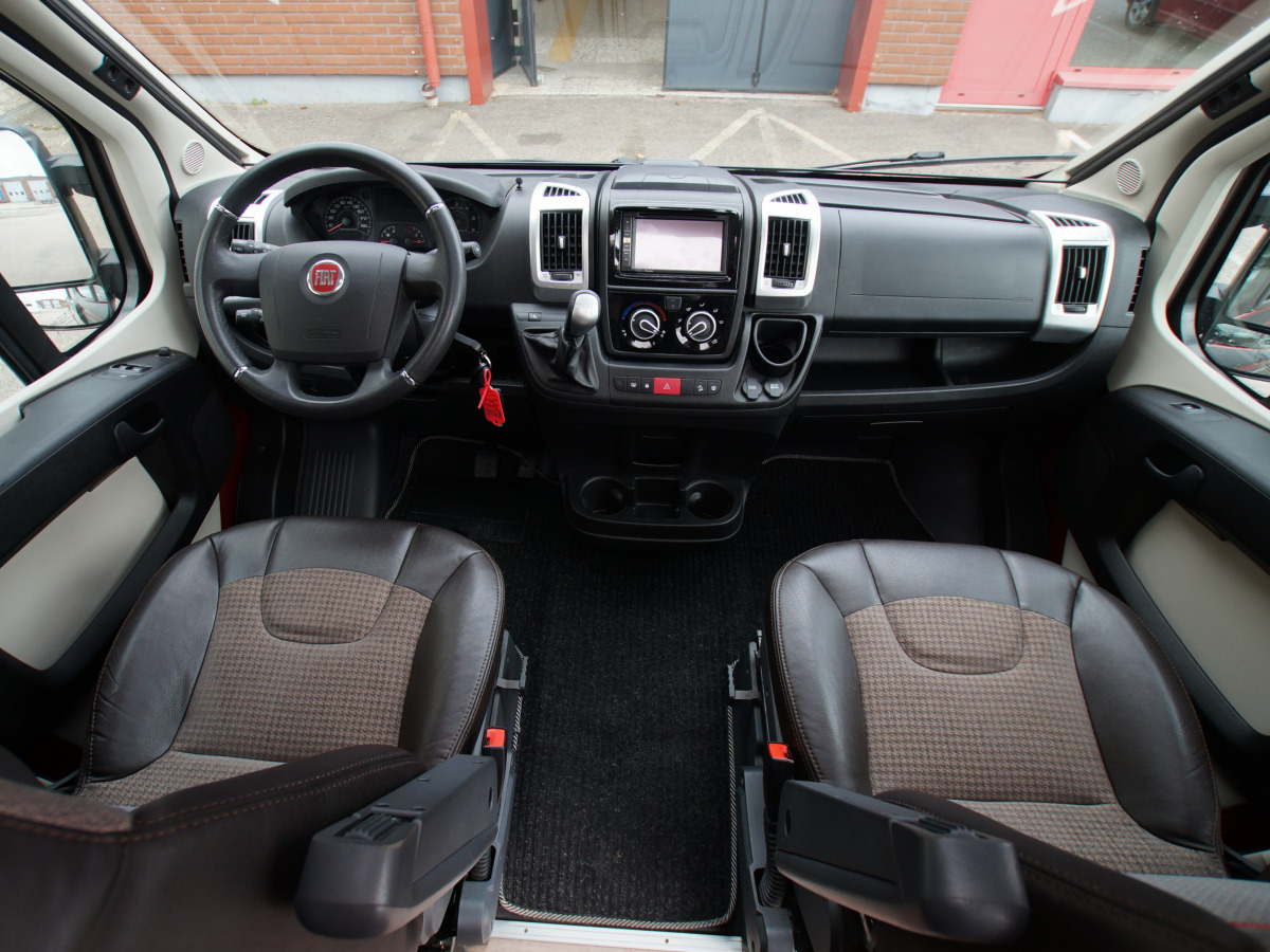 Malibu VAN 600 Charming GT, bild 8 av 14