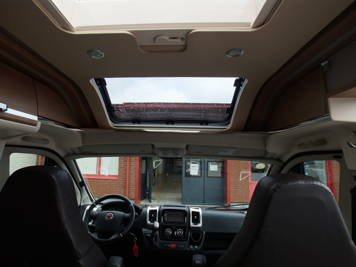Malibu VAN 600 Charming GT, bild 9 av 14