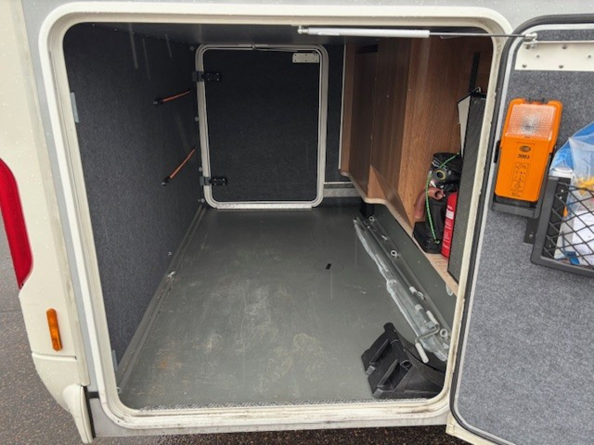 Carthago C-TOURER I 143 Lightweight, bild 4 av 15