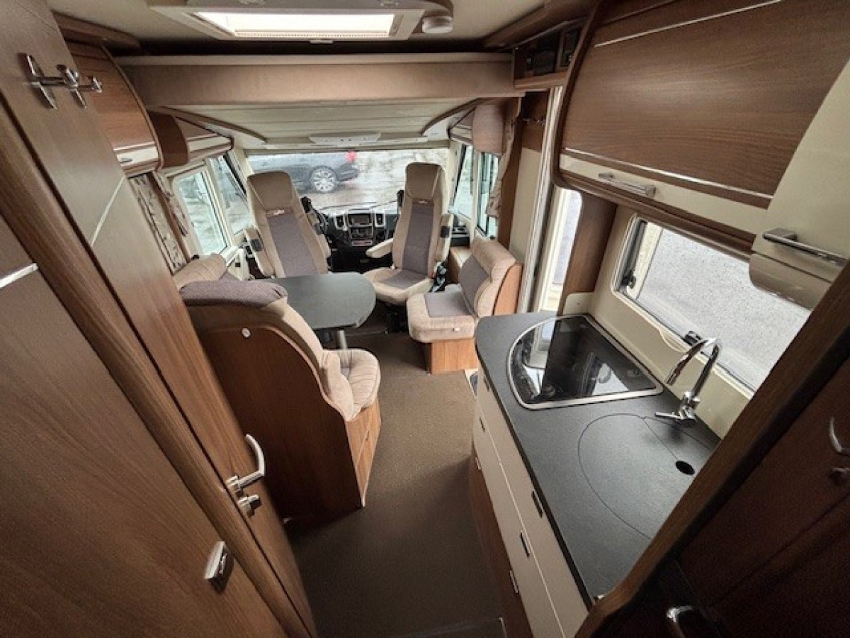 Carthago C-TOURER I 143 Lightweight, bild 13 av 15