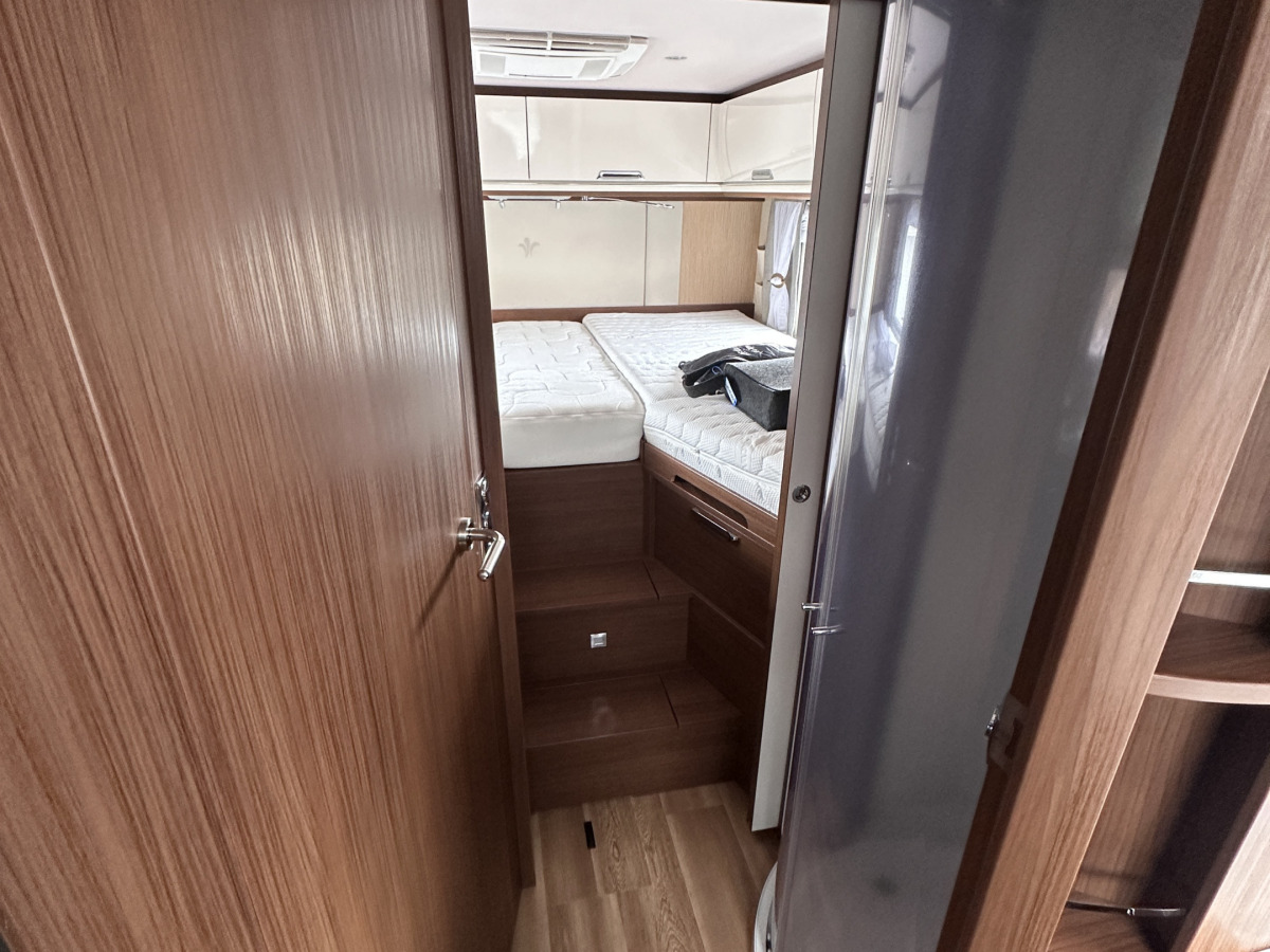 Niesmann ARTO 77 E ALDE LITIUM AC BODEL, bild 14 av 26