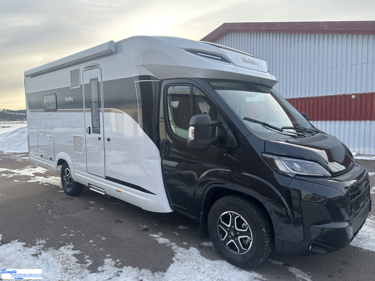 Hobby MAXIA T 740 WE - LÅGA LÅNGBÄDDAR SEP BADRUM SVERIGEPAKET, bild 1 av 22