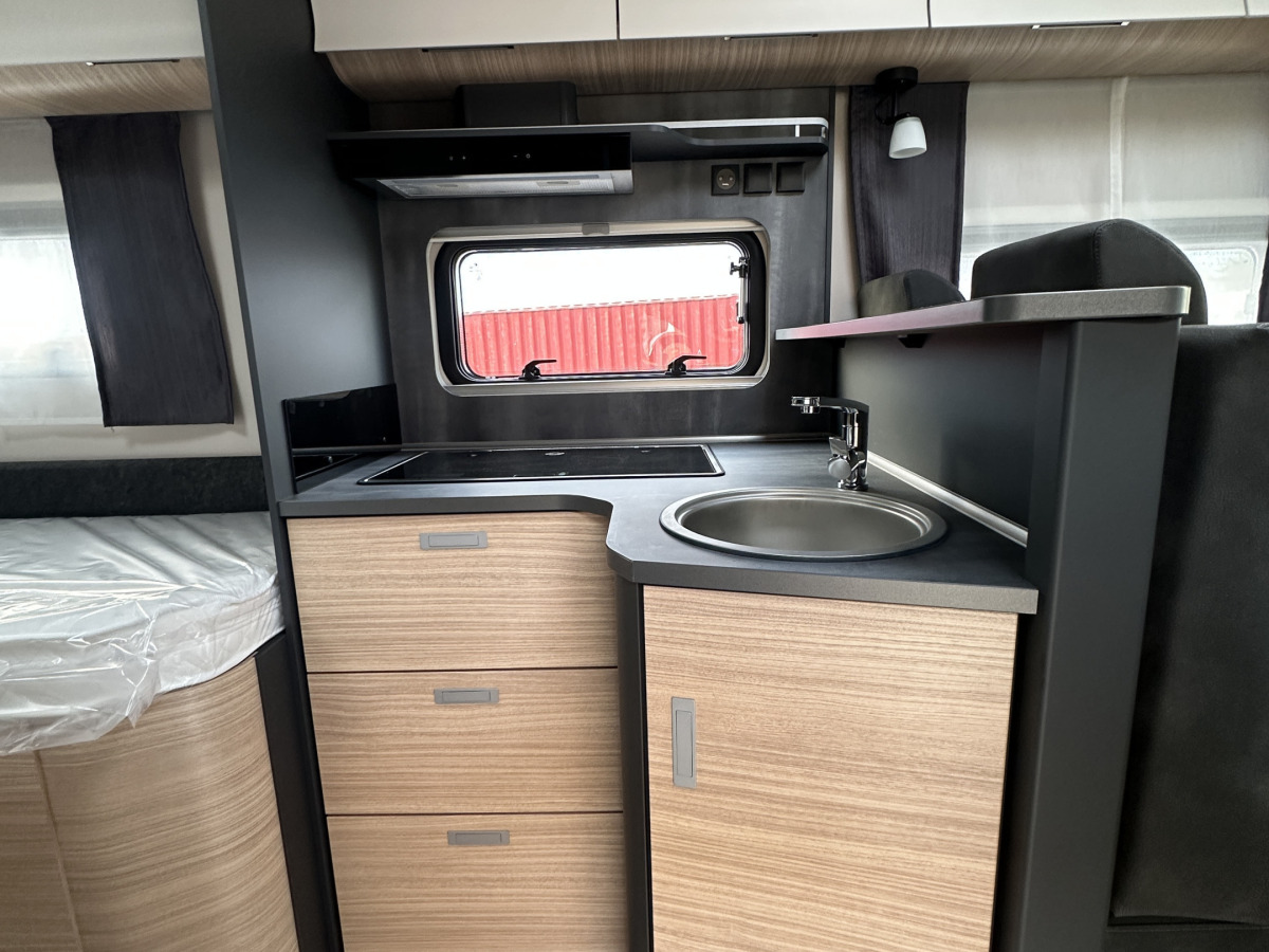 Hobby MAXIA T 740 WE - LÅGA LÅNGBÄDDAR SEP BADRUM SVERIGEPAKET, bild 11 av 22