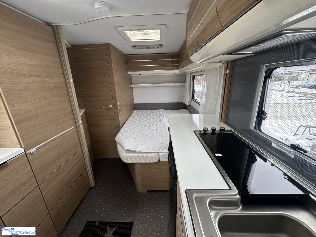 Adria ADORA 472 UP ALDE MOVER FÖRTÄLT, bild 8 av 13