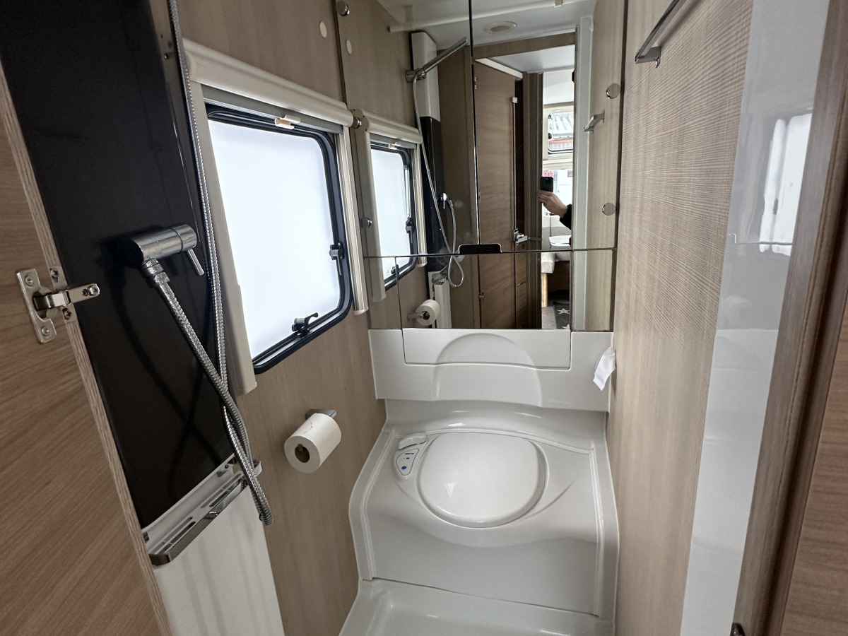 Adria ADORA 472 UP ALDE MOVER FÖRTÄLT, bild 12 av 13
