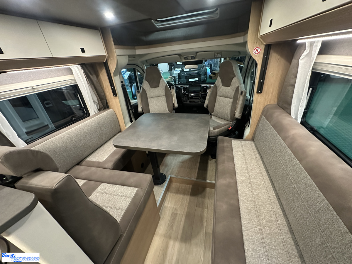 Hobby ONTOUR T 700 FH Sverigepaket NYHET, bild 7 av 20