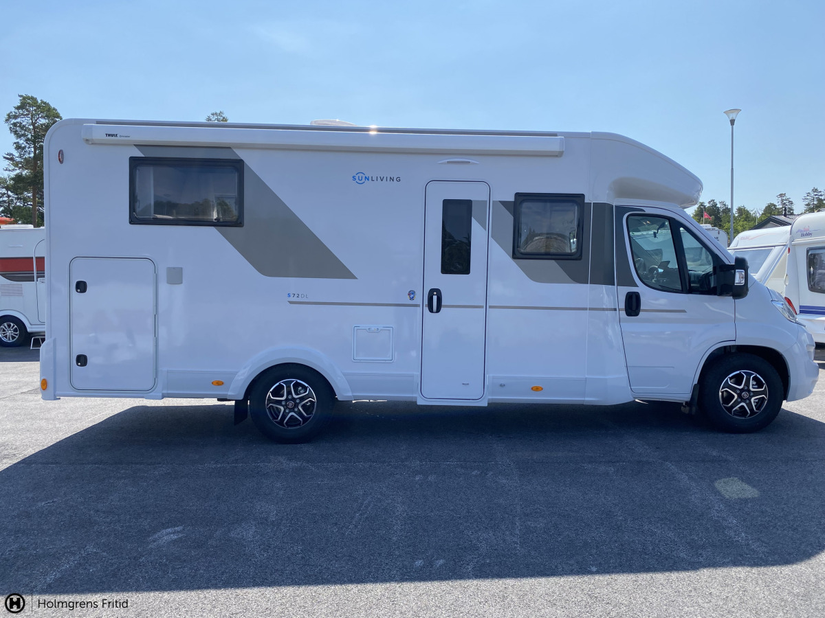 Sun Living S 72 DL - Fiat 140HK HD 35L AUTOMAT B-KÖRKORT, bild 2 av 21