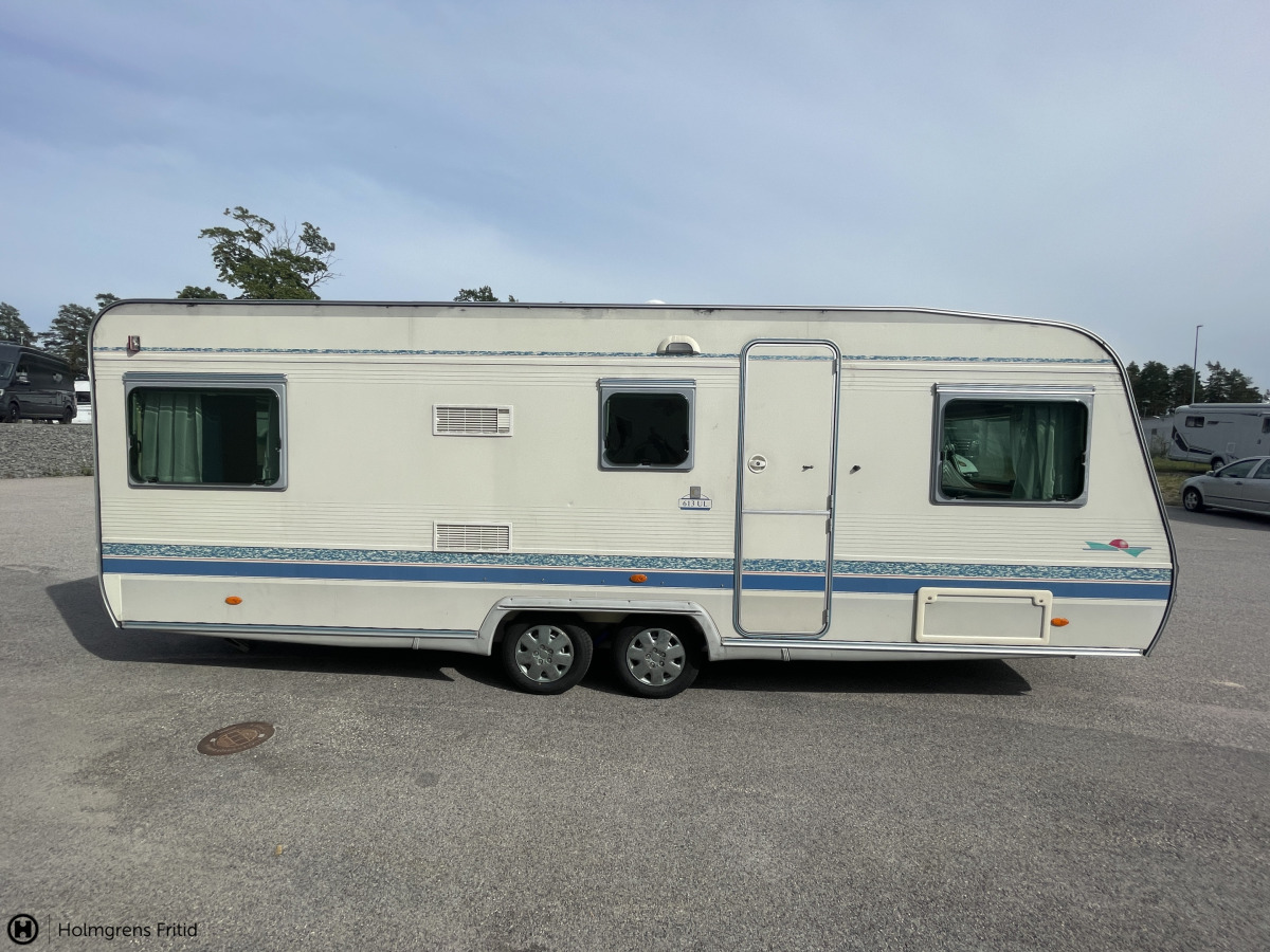 Adria Unica 613 UL ALDE LÅNGBÄDDAR, bild 2 av 22