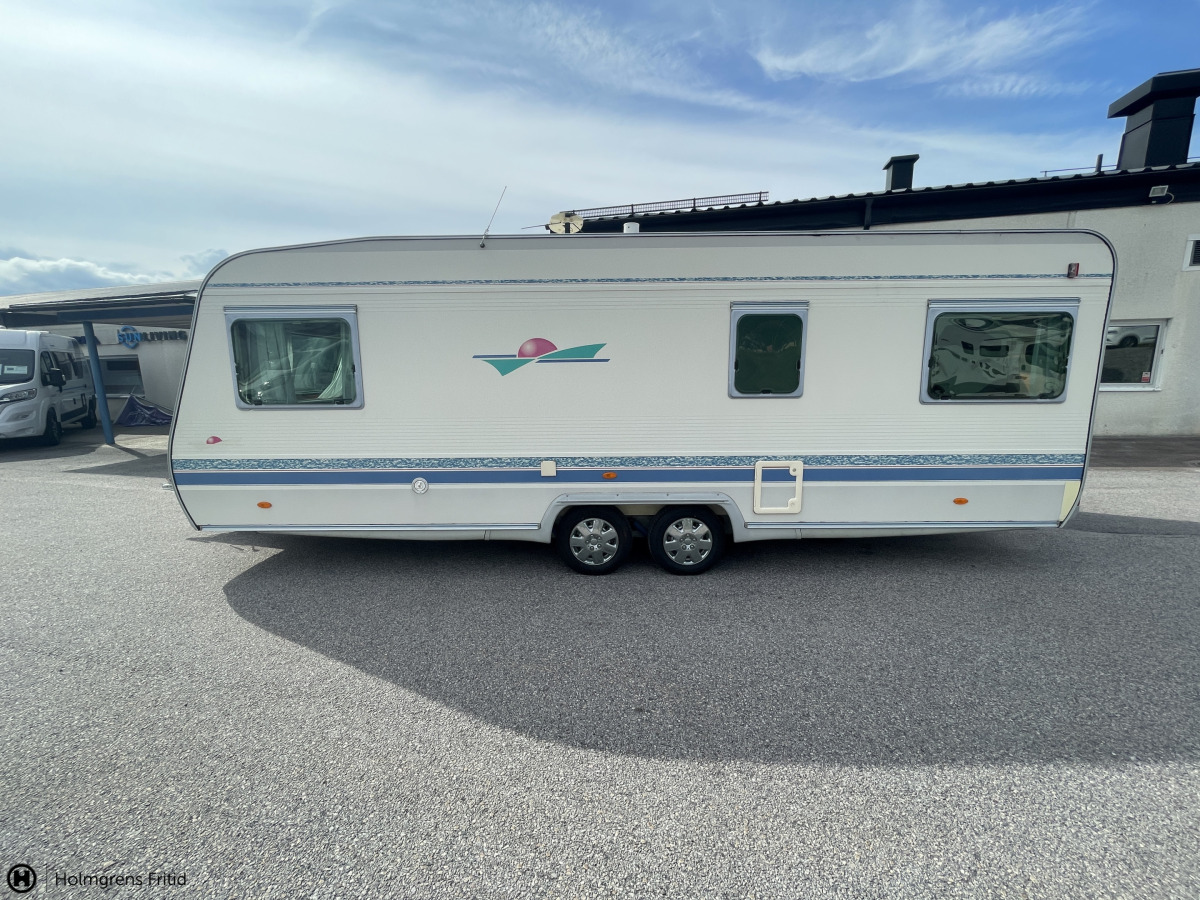 Adria Unica 613 UL ALDE LÅNGBÄDDAR, bild 5 av 22