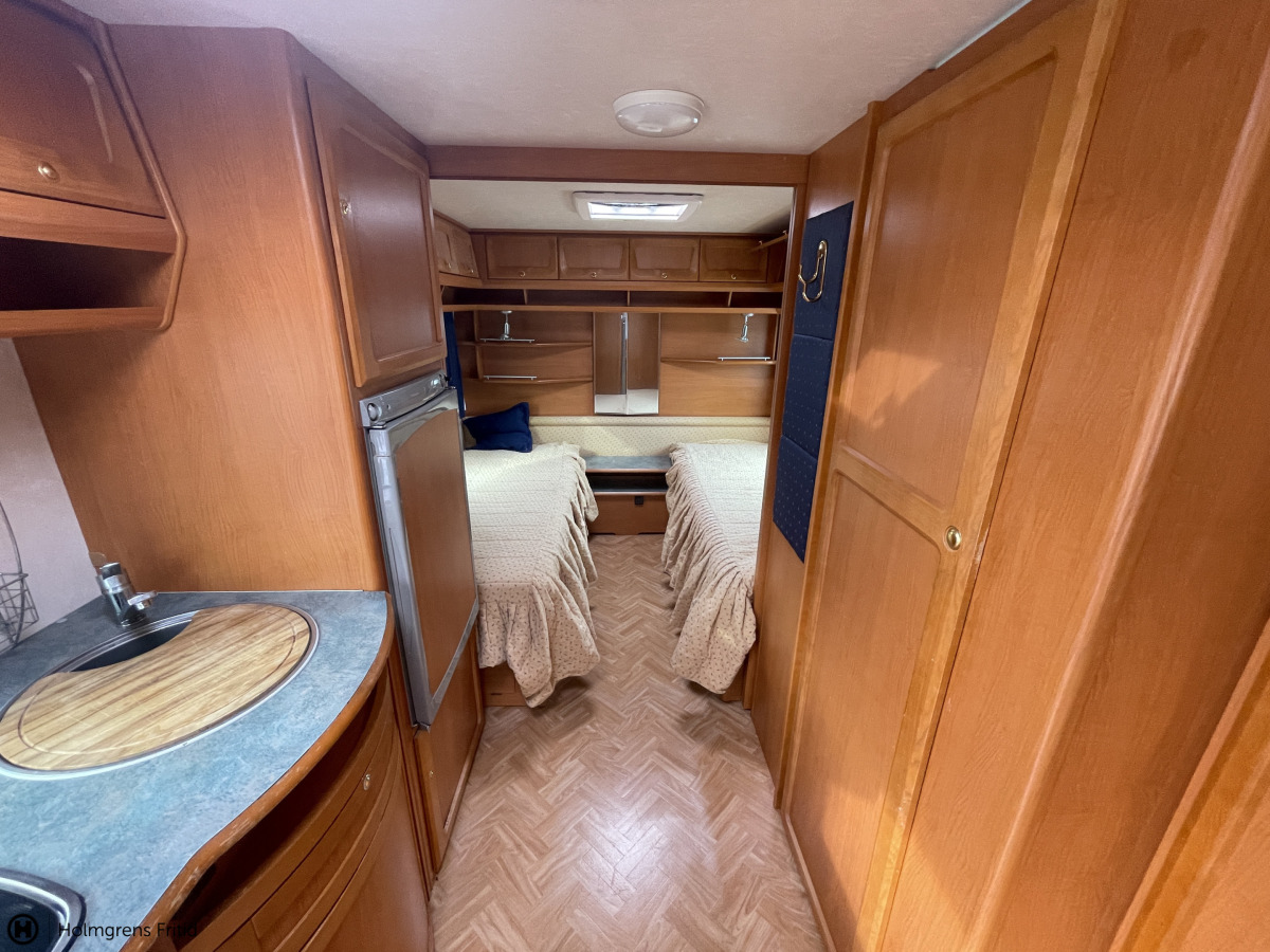 Adria Unica 613 UL ALDE LÅNGBÄDDAR, bild 21 av 22