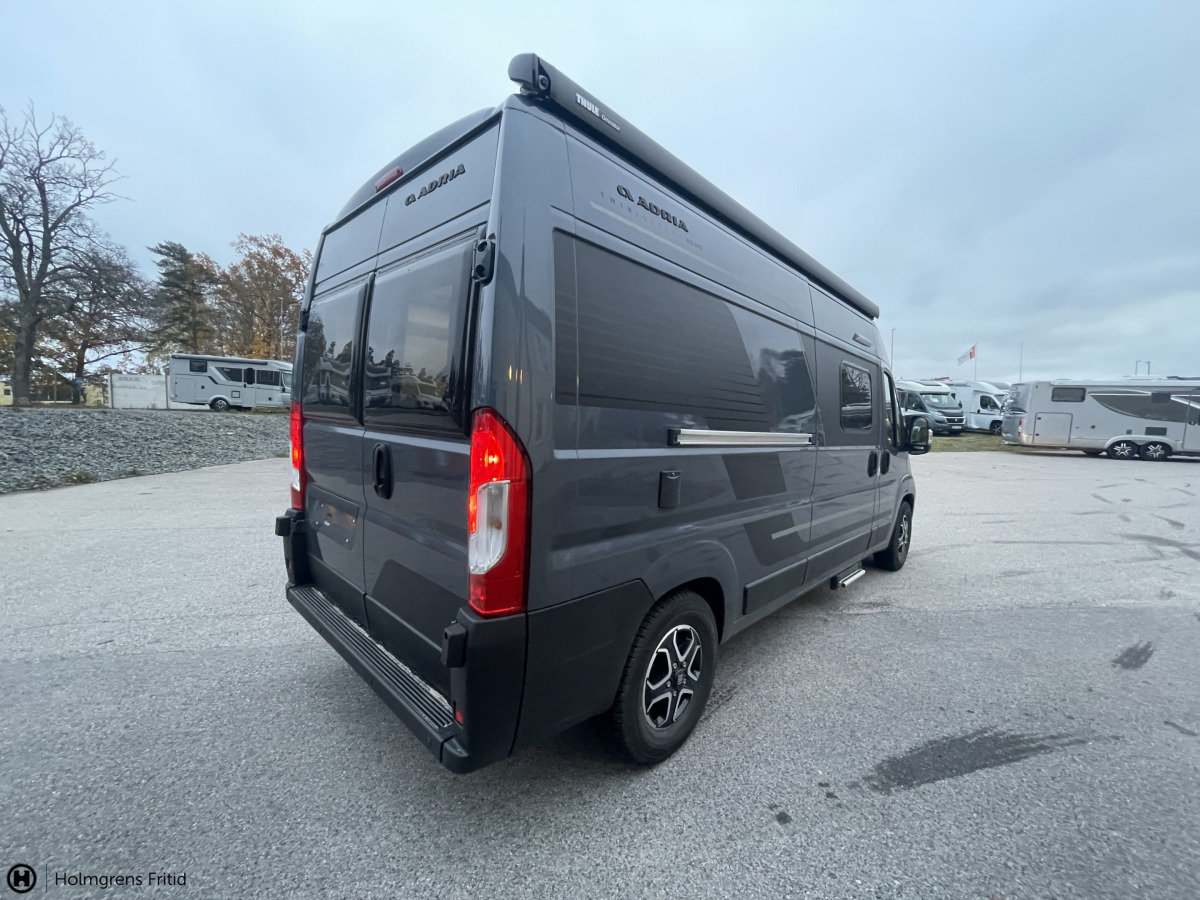 Adria TWIN SUPREME 600 SPB DIESELV. TRUMA 138L KOMP.KYL, bild 3 av 22