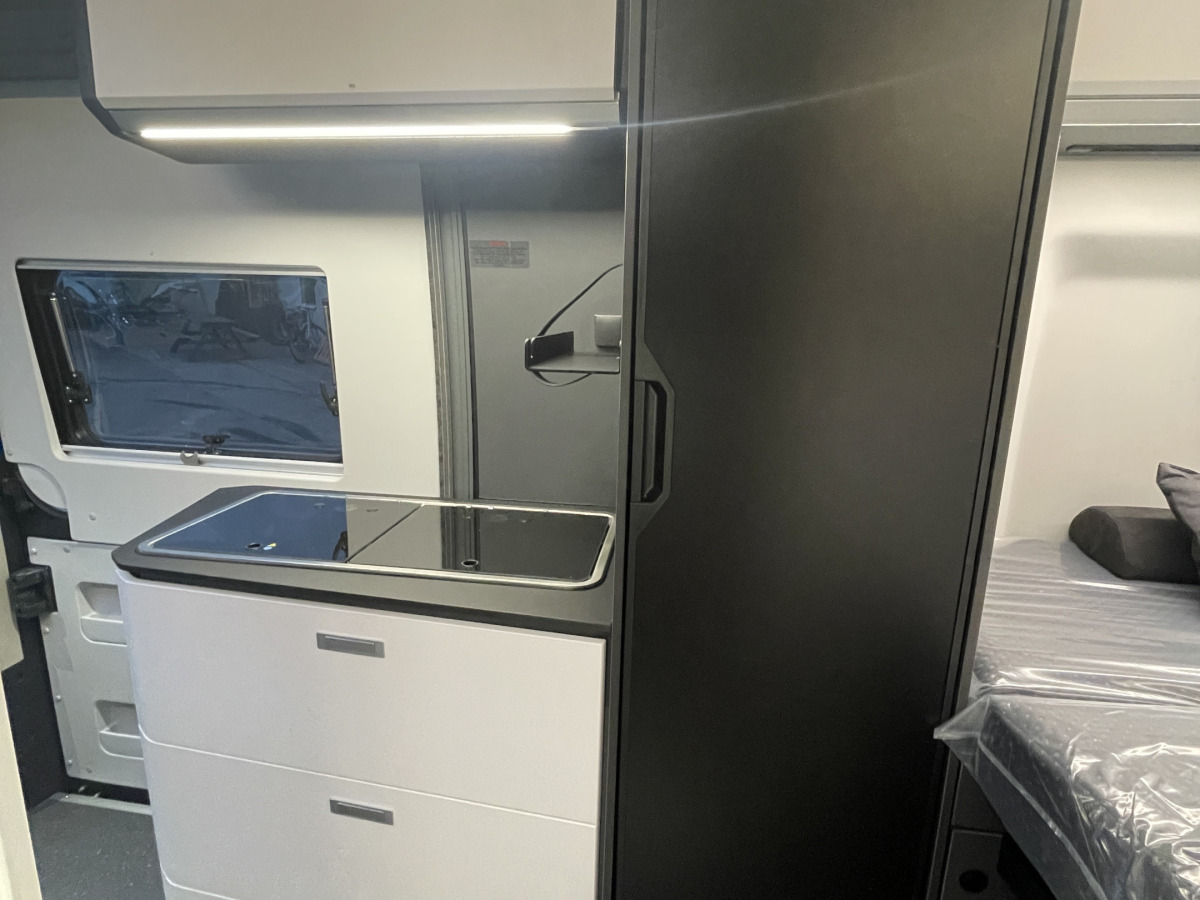 Adria TWIN SUPREME 600 SPB DIESELV. TRUMA 138L KOMP.KYL, bild 12 av 22