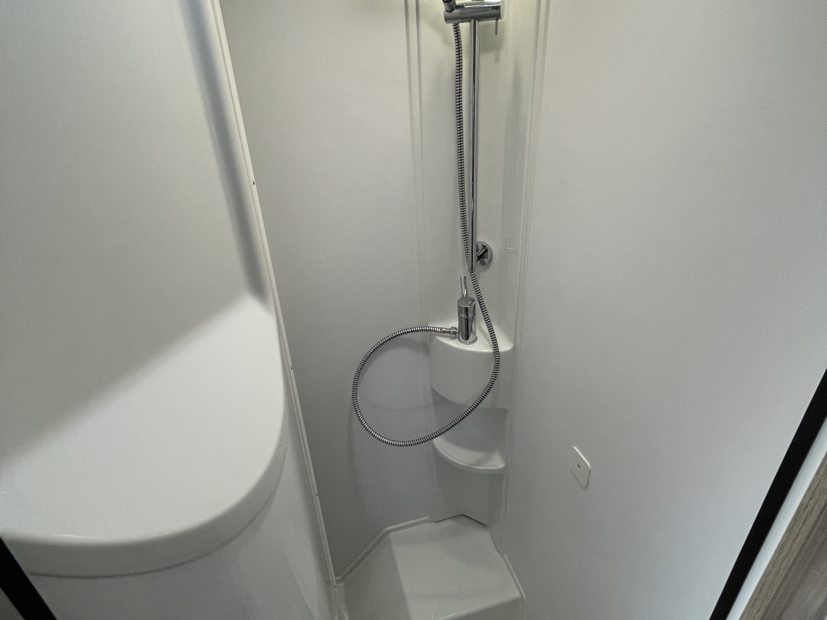 Adria COMPACT DL 60Y LÅNGBÄDDAR 60Y DESIGN, bild 19 av 42