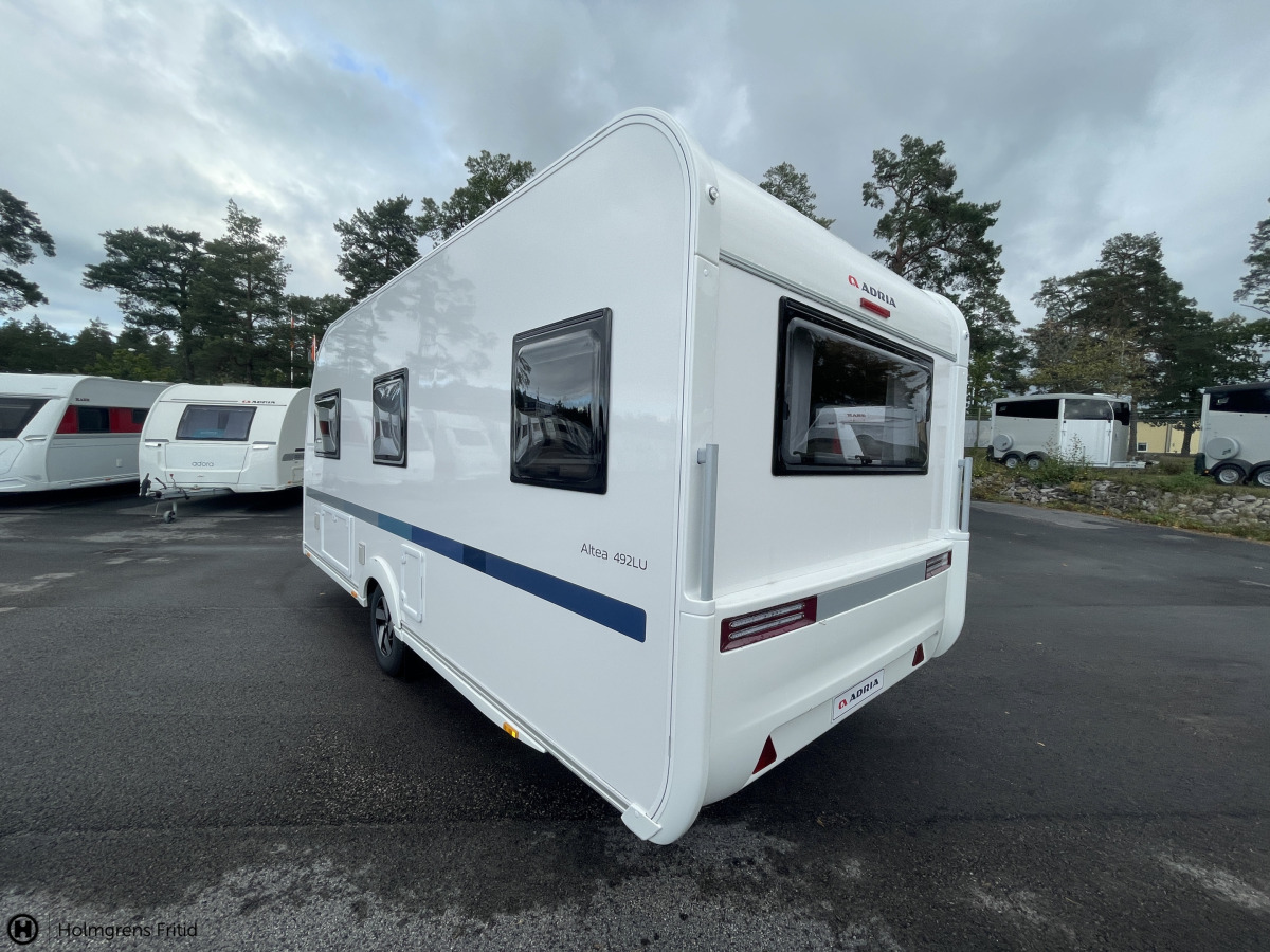 Adria ALTEA 492 LU PLUSPAKET LÅNGBÄDDAR TRUMA, bild 4 av 19