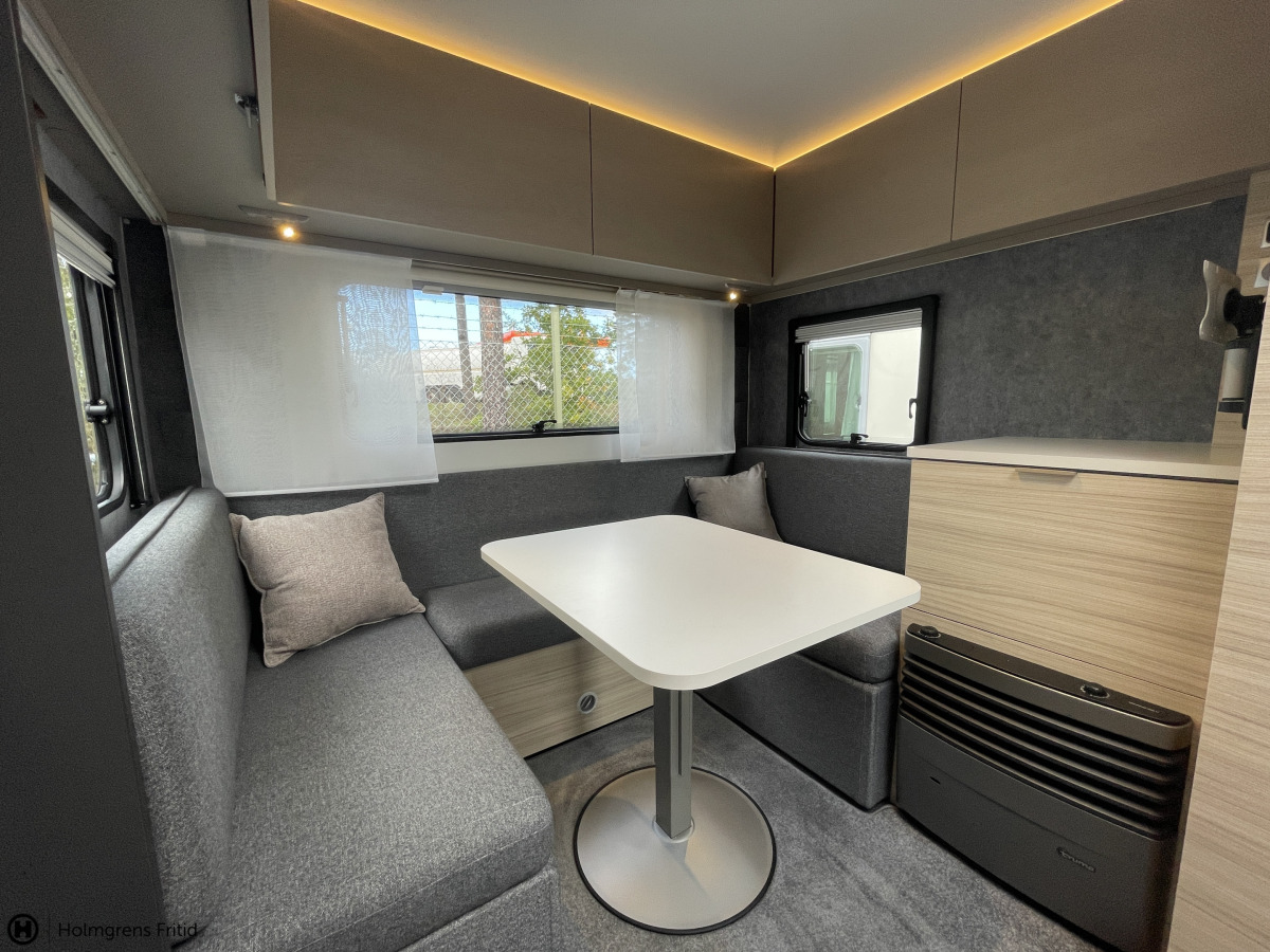 Adria ALTEA 492 LU PLUSPAKET LÅNGBÄDDAR TRUMA, bild 7 av 19