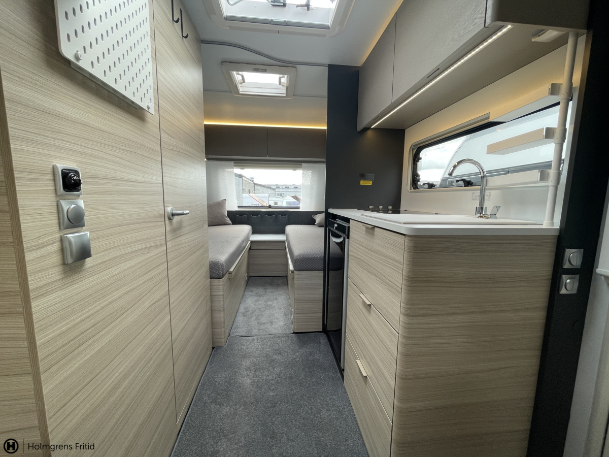 Adria ALTEA 492 LU PLUSPAKET LÅNGBÄDDAR TRUMA, bild 8 av 19