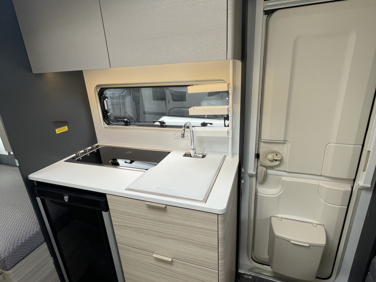 Adria ALTEA 492 LU PLUSPAKET LÅNGBÄDDAR TRUMA, bild 9 av 19