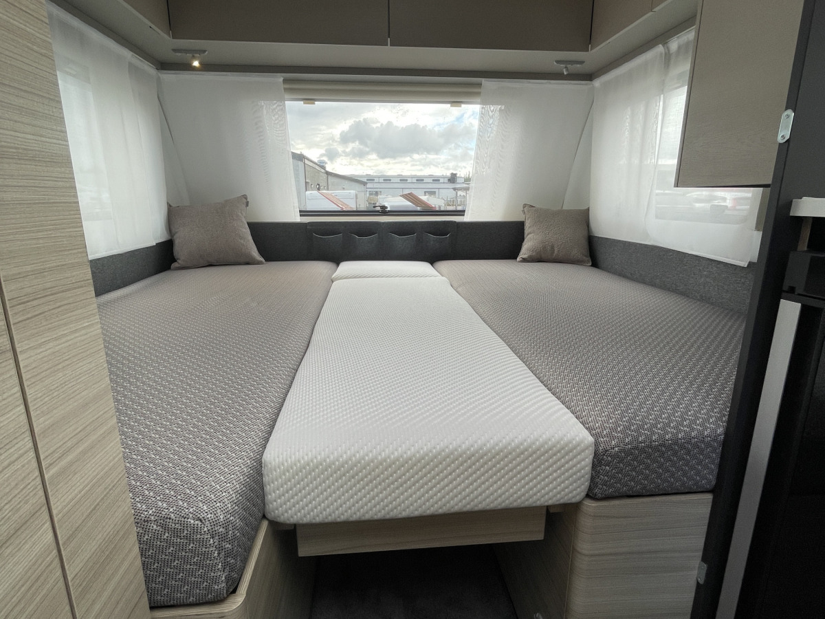 Adria ALTEA 492 LU PLUSPAKET LÅNGBÄDDAR TRUMA, bild 13 av 19