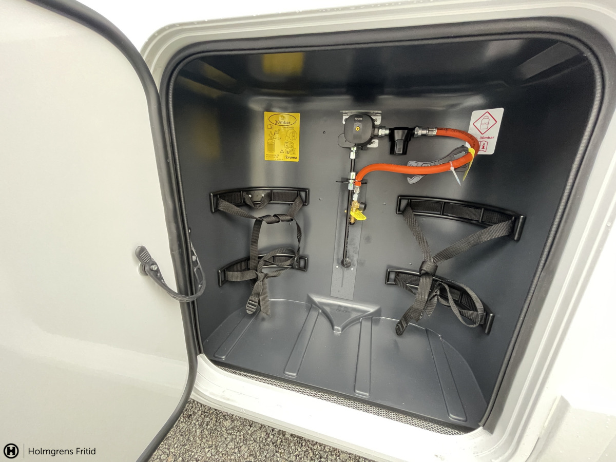 Adria MATRIX PLUS 670 DL FACE TO FACE ALDE VATTENBUSEN VÄRME, bild 20 av 23