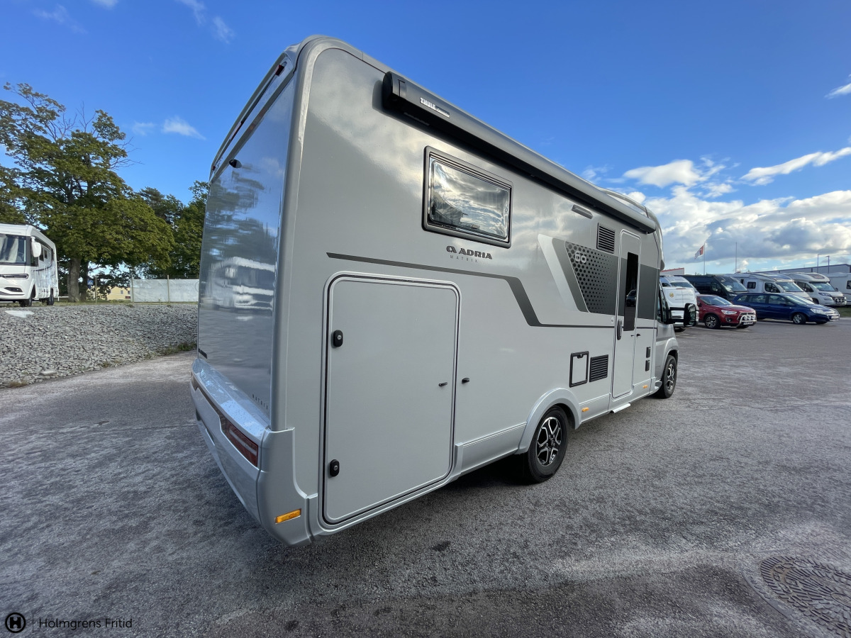 Adria MATRIX 670 SL 60Y LÅNGBÄDDAR 60Y EDITION, bild 4 av 46
