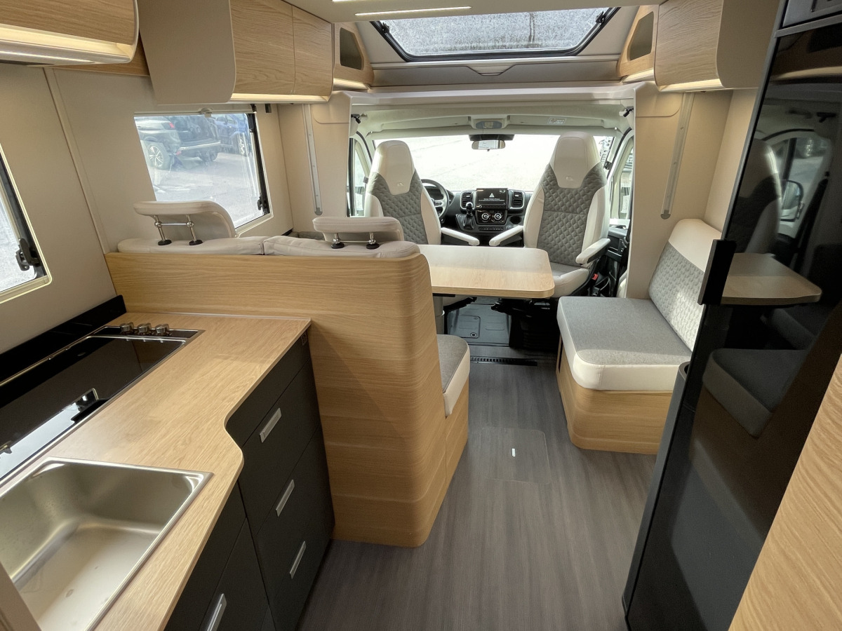 Adria MATRIX 670 SL 60Y LÅNGBÄDDAR 60Y EDITION, bild 28 av 46