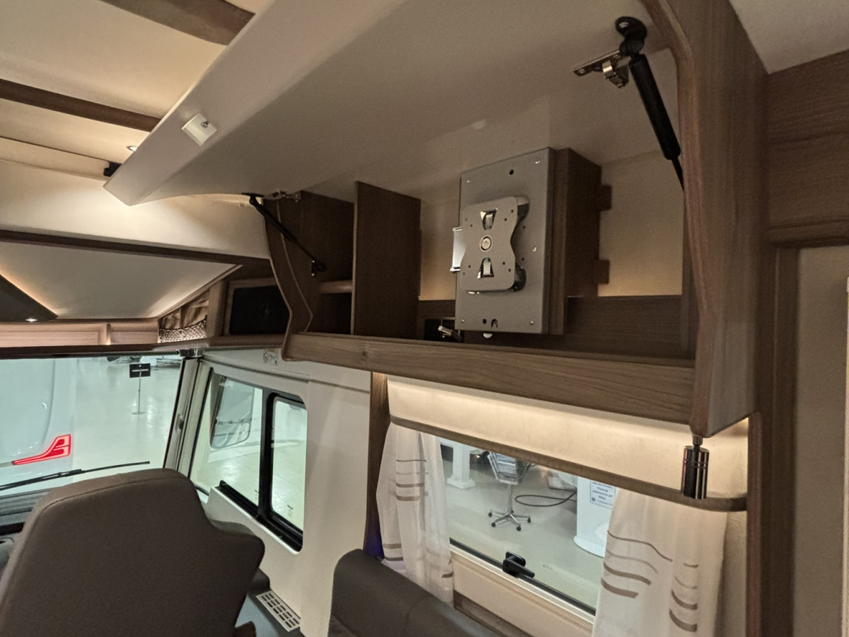 KABE Travel Master Intergrated 860 Imperial LGB, bild 19 av 27